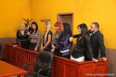 Групповушка в суде 1 фото