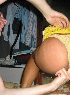 Сексуальные опыты кудрявой девицы